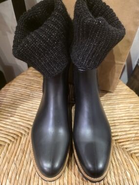 Bernardo Black Knit-Cuff Chelsea Rain Boots